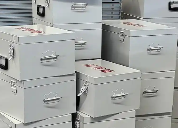 翠屏雷管箱的选择应该考虑哪些因素?